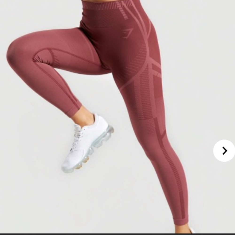 Gymshark Geo Ombre Set - Picture 4 of 10